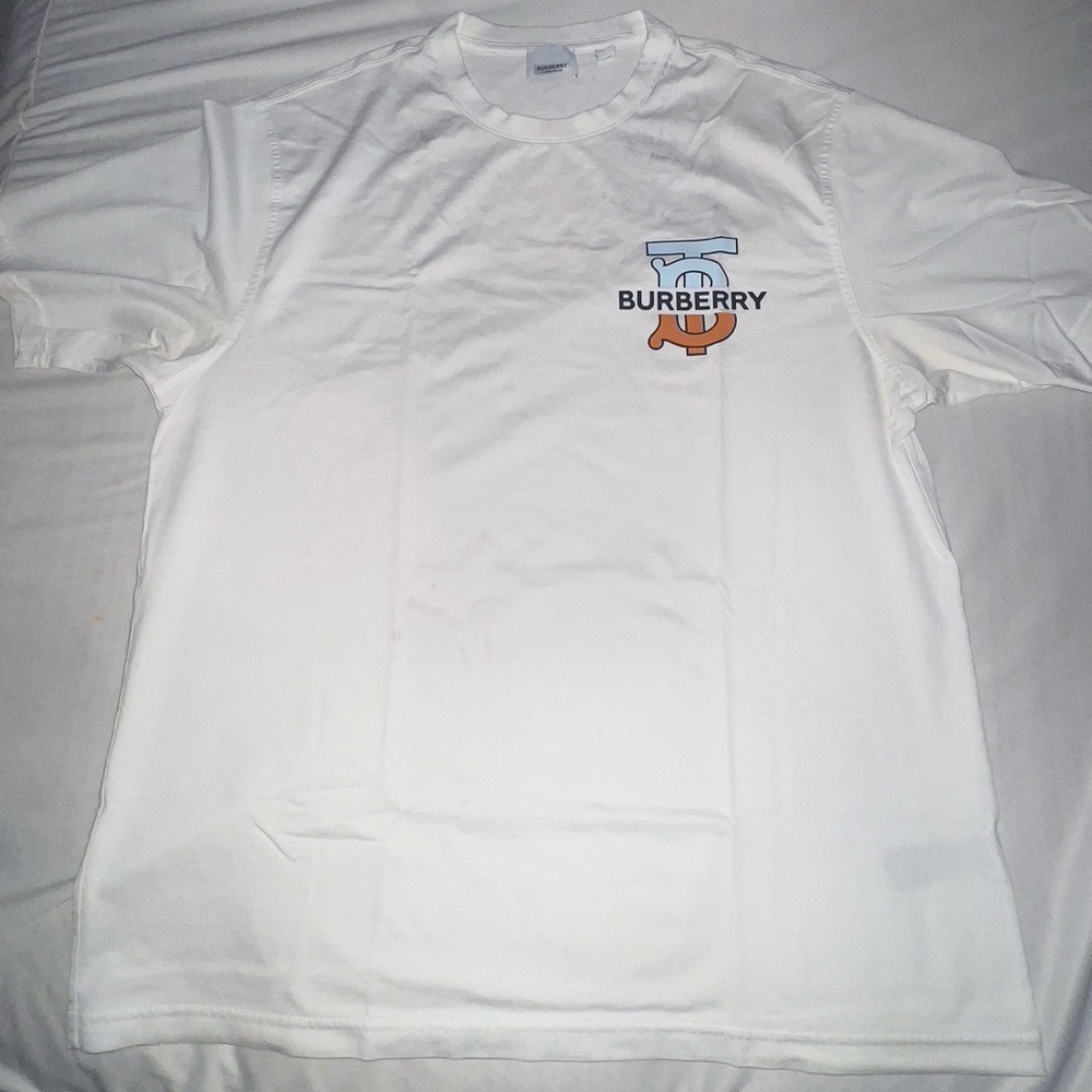 Burberry Tshirt TB Logo - Picture 3 of 7